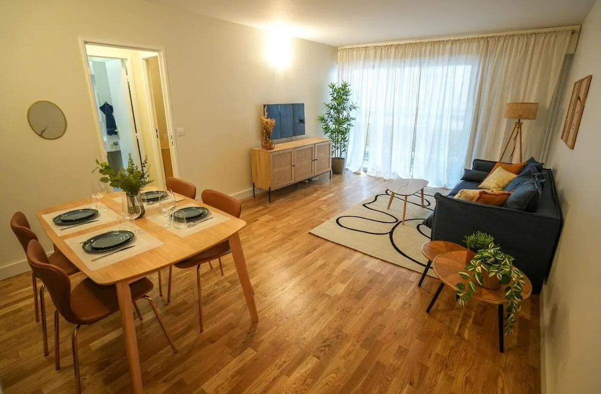 Cozy Apartment In Paris 15 & Eiffel Tower Fransa